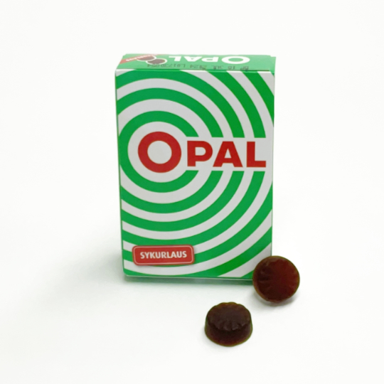 Box of fresh and minty liquorice pastilles with sweetener, icelandic