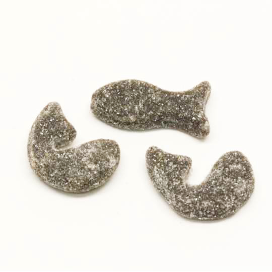 Light salted liquorice fishes, german